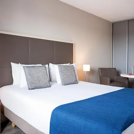 Sejours & Affaires Paris Aparthotel